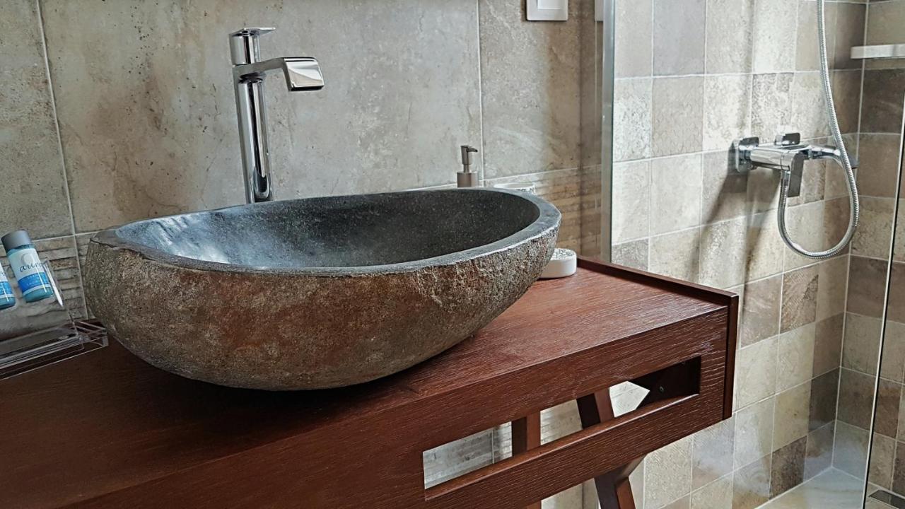 Sarakiniko Rooms آداماس المظهر الخارجي الصورة