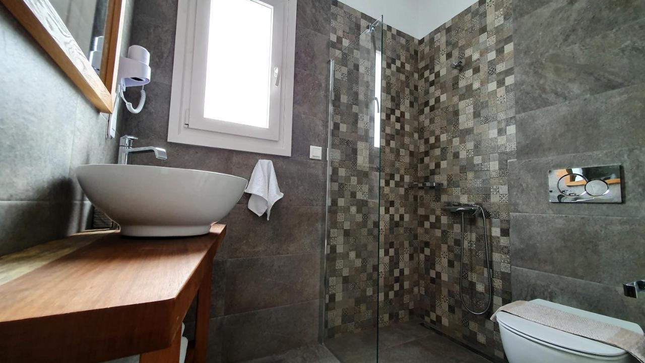 Sarakiniko Rooms آداماس المظهر الخارجي الصورة