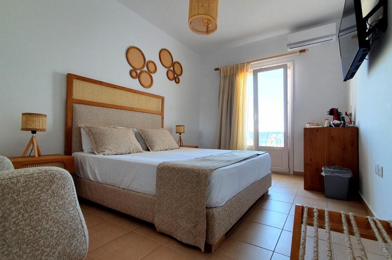 Sarakiniko Rooms آداماس المظهر الخارجي الصورة