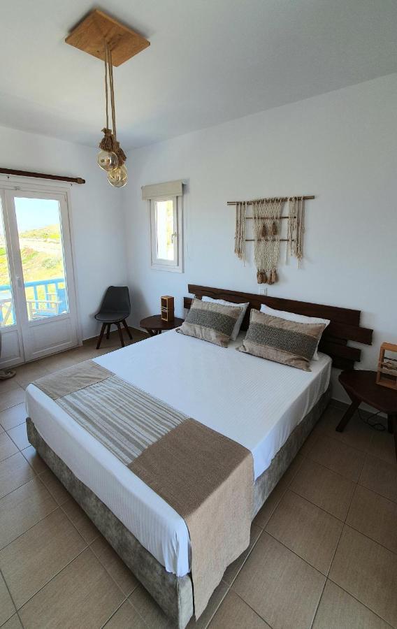 Sarakiniko Rooms آداماس المظهر الخارجي الصورة